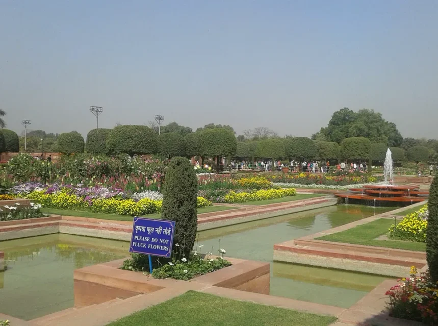 Amrit Udyan Mughal Gardens Delhi