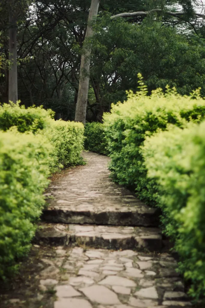 Famous Gardens — Gardening Guider